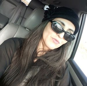 Meet your Posher, Foxy